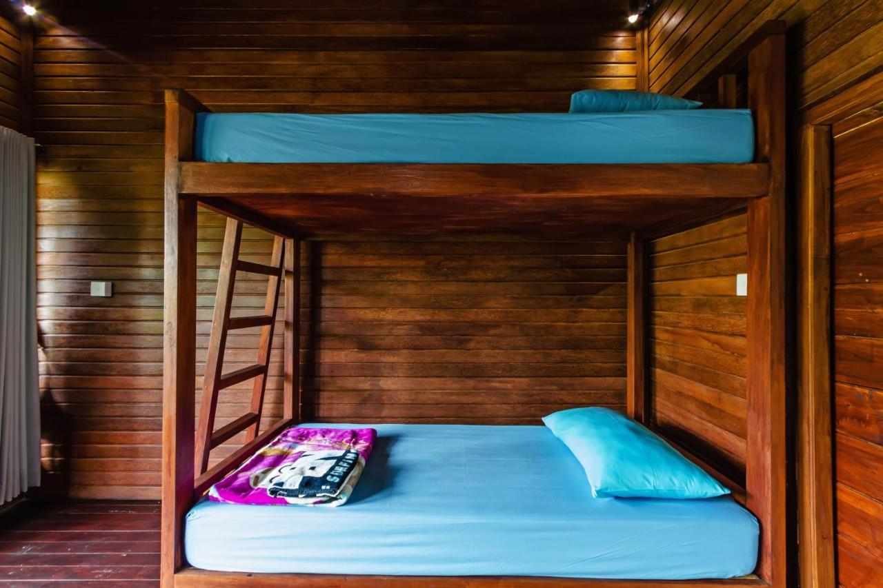 Titi Hostel Lembongan Exterior foto
